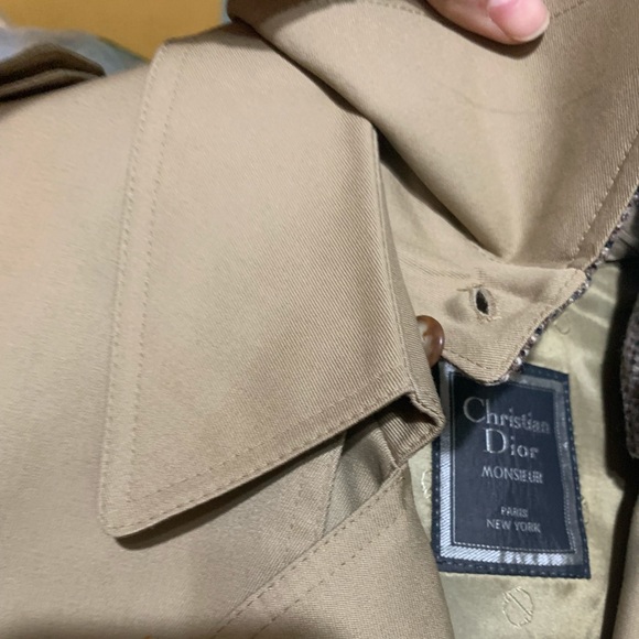 CHRISTIAN DIOR MONSIEUR Rain and Stain Repellent Coat Removable Lining - Picture 6 of 14